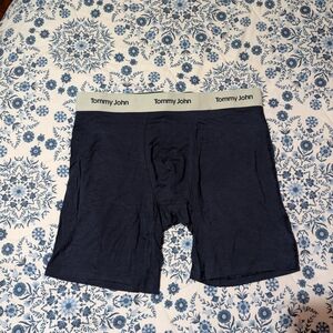 Tommy John Men's Navy Boxer Briefs
